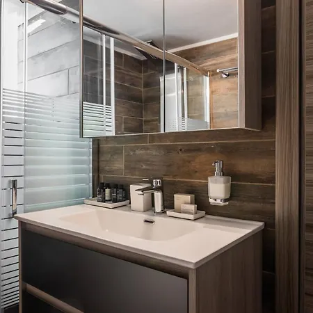 Luxury Mauri Oda ve Kahvaltı Milano